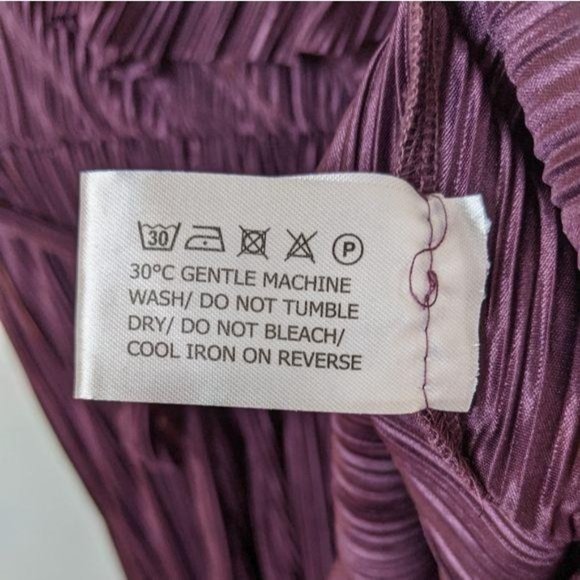 OML Deep Purple Plisse Pleat Flutter Sleeve Dress M Cocktail Party Wedding - Picture 10 of 10